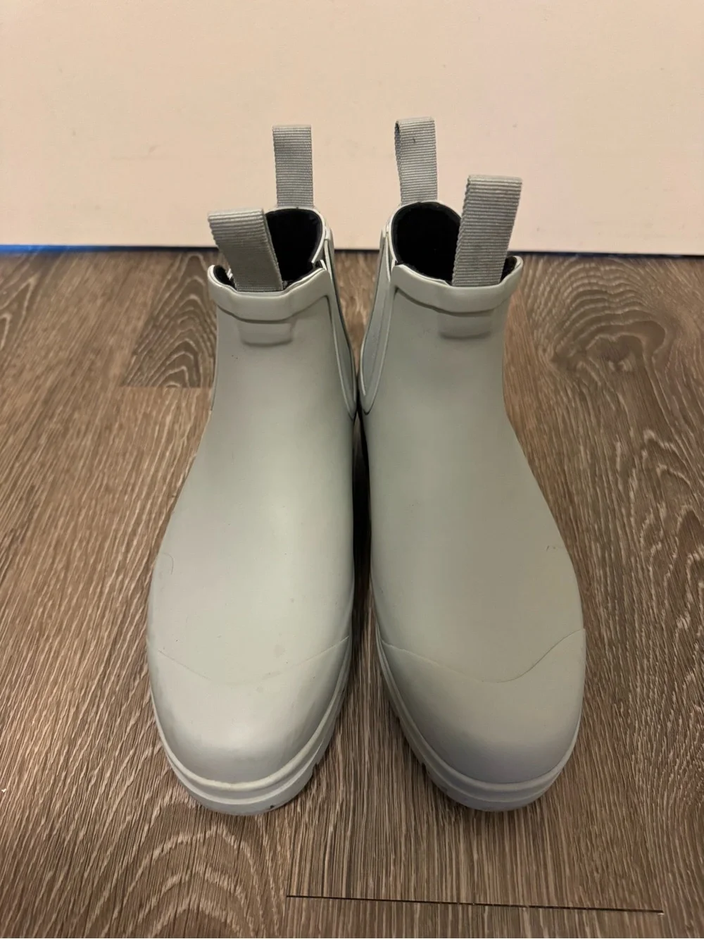 Everlane The Rain Boot in Sage